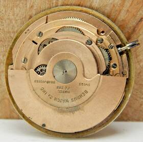 Fe-2dg Benrus Vintage 25 Jewel Fe 2dg Mens Wrist Watch Movement With Dial And Stem