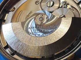 11-oxac Caravelle 11 Oxac 17 Jewel Automatic Movement Case Hands. N6. Pristine Running