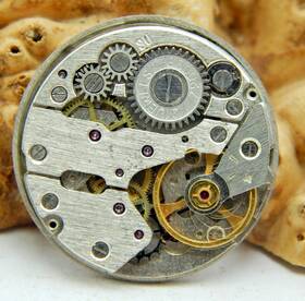 Z2009b Cardinal Vintage 21 Jewel Ladies Wrist Watch Movement With Dial And Hands