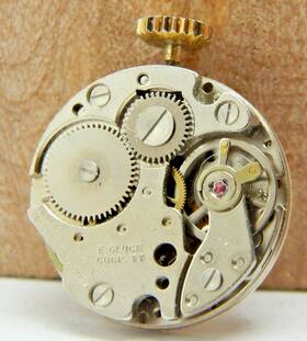 Gbf-911 Chateau Vintage E. Gluck Baumgartner 911 Ladies Watch Movement With Crown At 6
