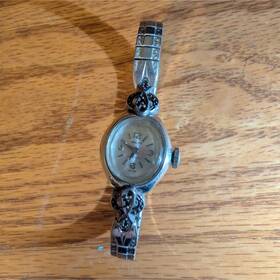 Gruen 225-384a Vintage Ladies Cocktail Watch 17 Jewels Swiss 10k Rgp Bezel N 225r