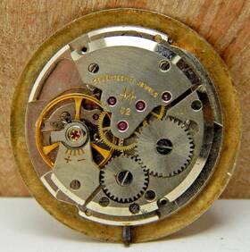 Cal-62 Hamilton Vintage Cal 62 17 Jewel Mens Wrist Watch Movement With Dial And Stem