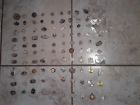 None Tudor Lot Of 100