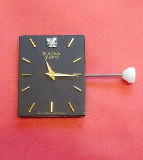 510-4 Puw 92n93 Bulova J Movement Black Dial Gold Hands. Sets Runs Keeps Time 24hrs