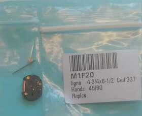 1f20-2 Seiko 1f20a Hand Quartz Watch Movement Kit. Nos. Sets Runs Keeps Time 24 Hrs