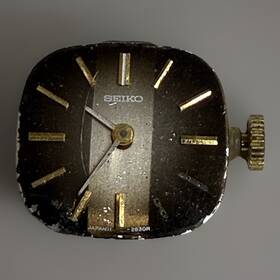 Seiko 292or Vintage 17 Jewel Japan 2820r Square Dial Movement
