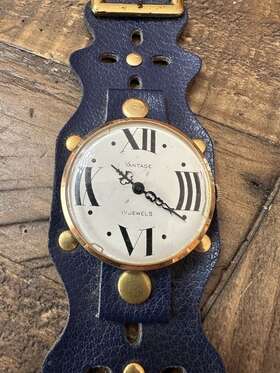 Int-451 Standard Time Corp Very Unique Rare Vintage Vantage 17j Wrist Watch Working