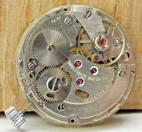 1900 Waltham 1900/01 Vintage As 17 Jewel Wrist Watch Movement With Dial Hands And Crown