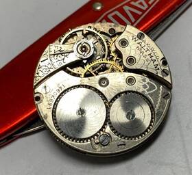 Grade-361 Waltham 1914 Aww Co 3/0 Size Hunter Style 7j Movement 27.4mm Dial- For Parts