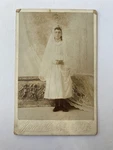 Antique Cabinet Photo Girl With Veil Jones & Victoria British Columbia C1890S. Fixed Price $28.95.