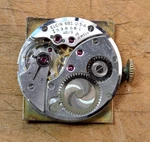 Vintage Elgin 19 Jewels I536561 Gr 681 Men's 23MM Watch Movement Parts Or Repair. Fixed Price $18.00.