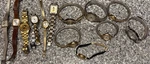 Vtg Estate Watch Lot Hamilton, Seiko, Lenox, Elgin, Benrus, Caravelle, Bulova. Fixed Price $169.00.