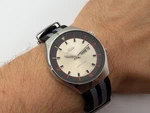 Vtg Mido Ocean Star Diver Day/date Silver Dial Cal Eta 2790-1 Automatic 40 Mm. Fixed Price $650.00.