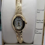 396 Elgin Women's Quartz Watch Gold Tone With Diamond Accents EM846B,. Fixed Price $38.00.