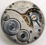 Vintage 1920 Elgin Grade 447 Jewel 10/0S Wrist Watch Movement Runs For Repair. Fixed Price $24.00.