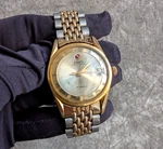 Rado World Travel Water Sealed 30 Jewels Automatic Men's Watch. Fixed Price $255.00.