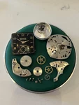 Partial Good Balance Gruen 425 Watch Movement 17J *see Description*. Fixed Price $28.00.