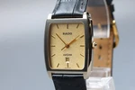 Near Mint Rado Diastar 152.0420.3 Gold Dial Date 27MM Quartz Men's Watch. Fixed Price $189.90.