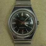 Vintage Men's Timex Quartz Watch For Parts/repair/restore, Not Running. Fixed Price $35.00.