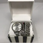 Jessica Carlyle Women's "dear Santa" Watch/red, Green,/silver Tone Bracelets Set. Fixed Price $32.00.