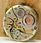 Vintage Wittnauer 17 Jewel 76 Revue Men's Wrist Watch With Dial Hands Crown. Fixed Price $39.00.