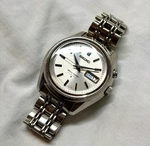 Seiko 4006-7010 Alarm Mechanical Watch With Bracelet. Fixed Price $270.00.