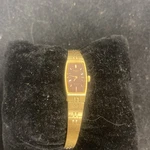 Very Rare Pulsar Ladies Watch With Maroon Dial Y434/5010. Fixed Price $99.99.