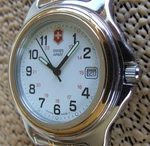 Swiss Army Watch Classic Men's Officers 1884 Polished Gold Tt Minty On Bracelet. Fixed Price $244.00.