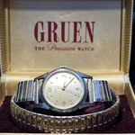 Vintage Gruen 460SS Automatic Veri-thin Mens Watch W/ Original Box & Extra Band. Fixed Price $299.00.
