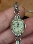 Elgin Ladies Manual Wind 662 Movement Wadsworth Case Running. Fixed Price $24.99.